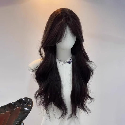 Full-head wig with natural bangs and large waves